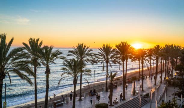 Urban Place In Marbella Close To Beach With Garage Eksteriør billede